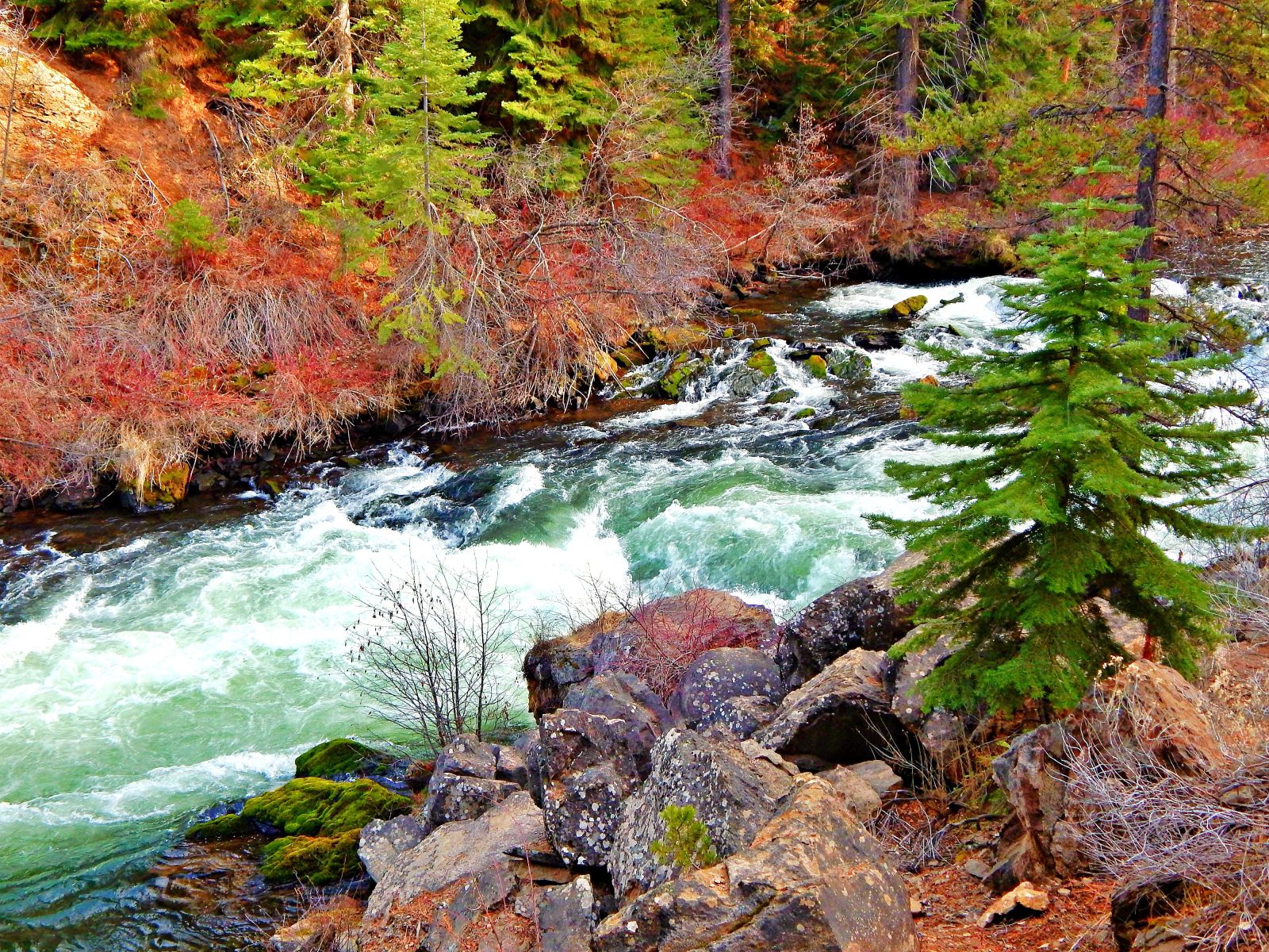 falls near Sunriver Oregon